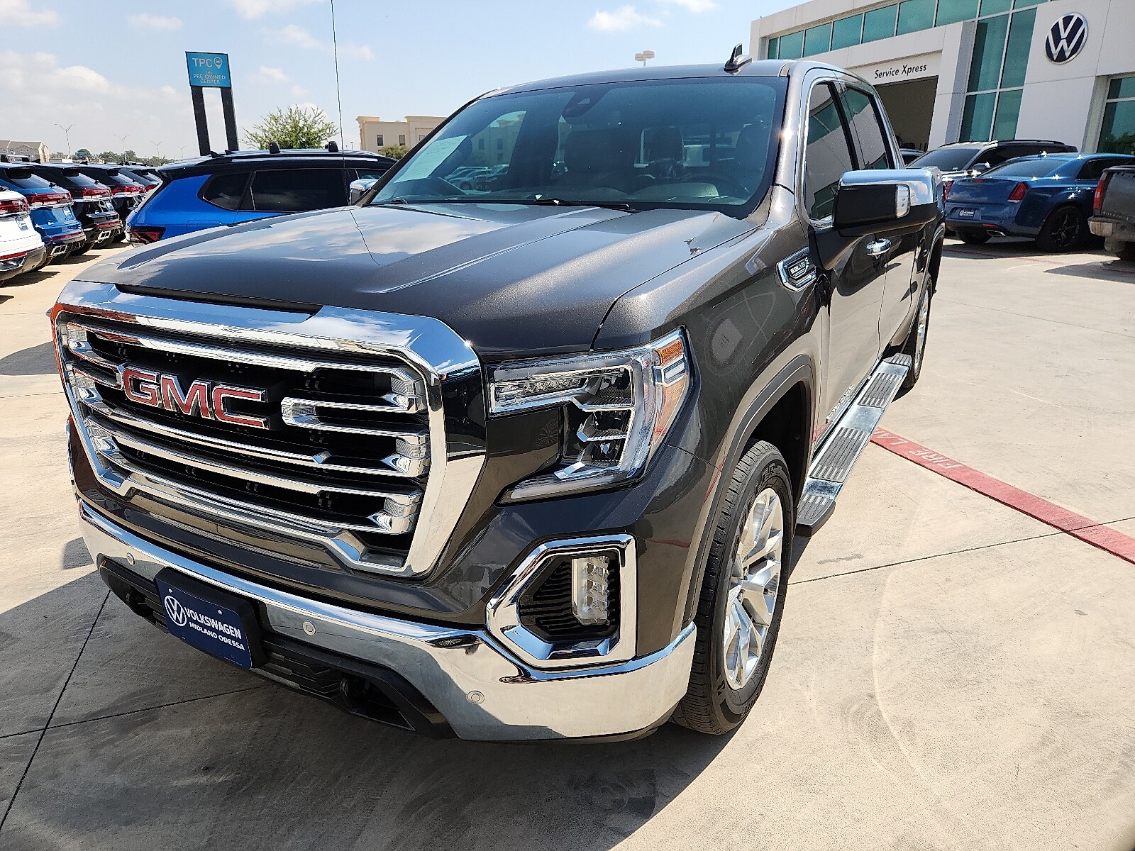 2019 Gmc Sierra 1500 SLT photo 2