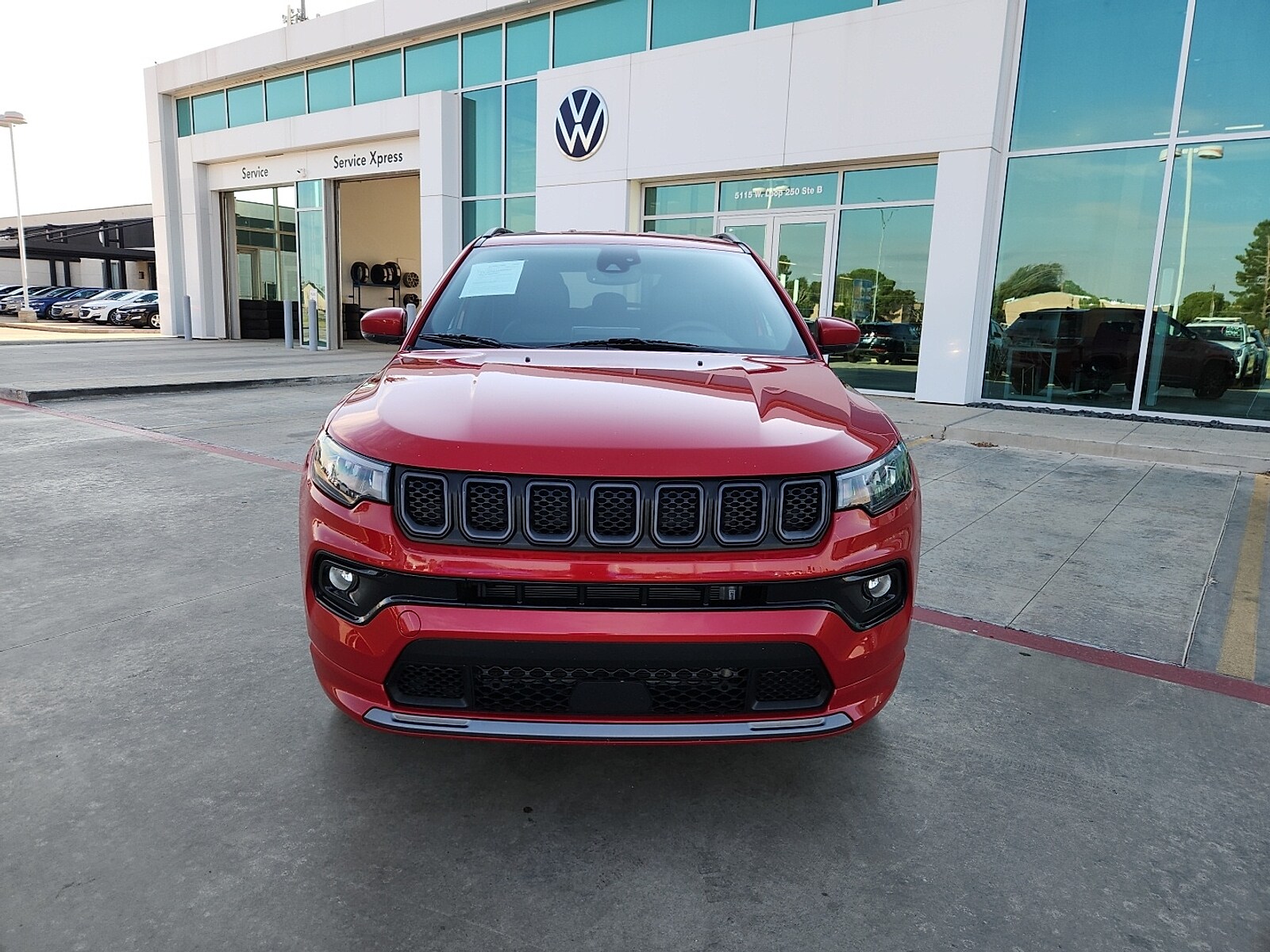 2023 Jeep Compass Limited photo 2