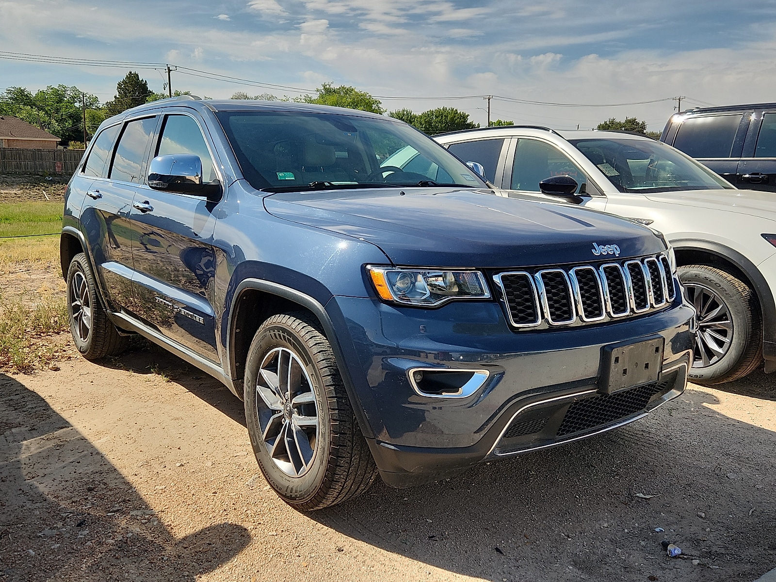 2019 Jeep Grand Cherokee Limited's photo