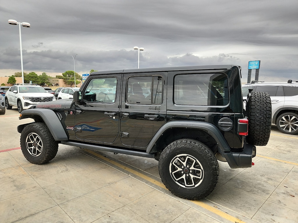 Used 2025 Jeep Wrangler Rubicon SUV