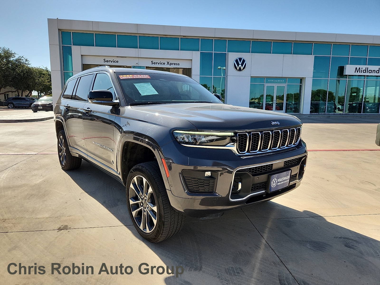 Used 2022 Jeep New Grand Cherokee Overland