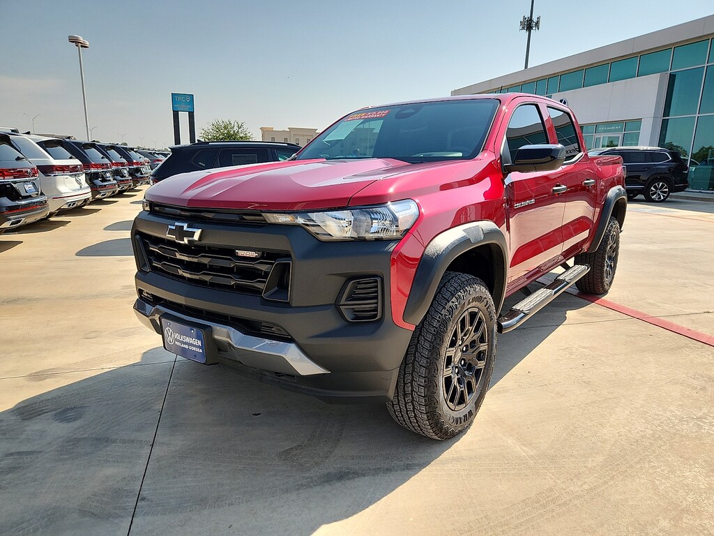 Used 2024 Chevrolet Colorado Trail Boss Truck Crew Cab