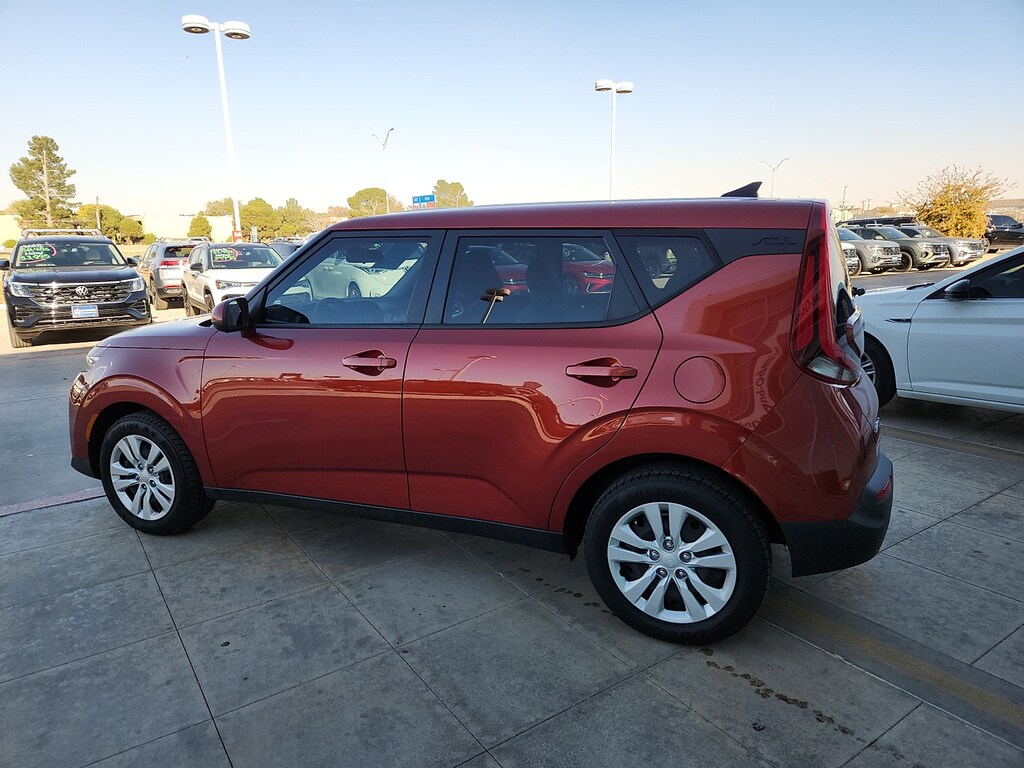 Used 2021 Kia Soul LX Hatchback