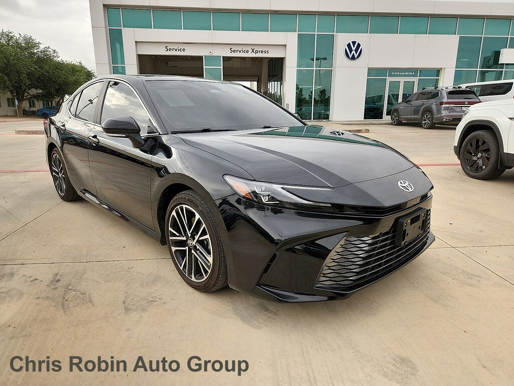 Used 2025 Toyota Camry XLE Sedan