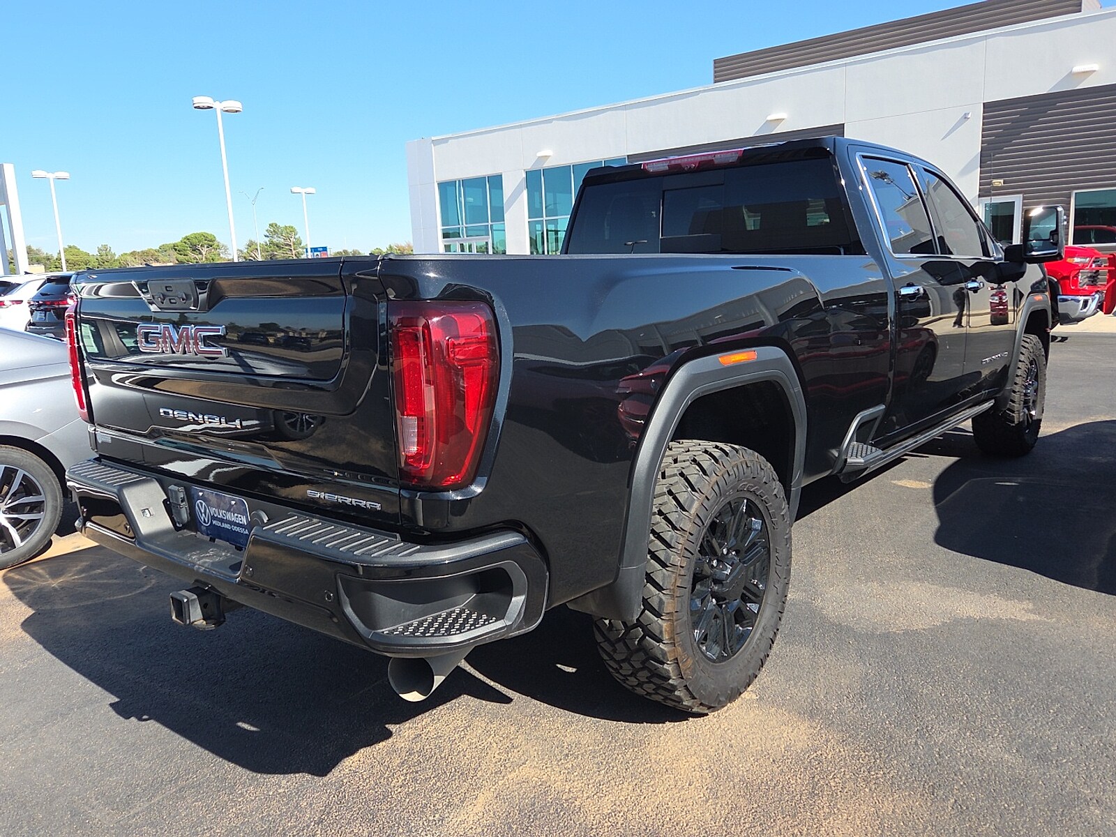 2023 Gmc Sierra 2500 HD Denali photo 3