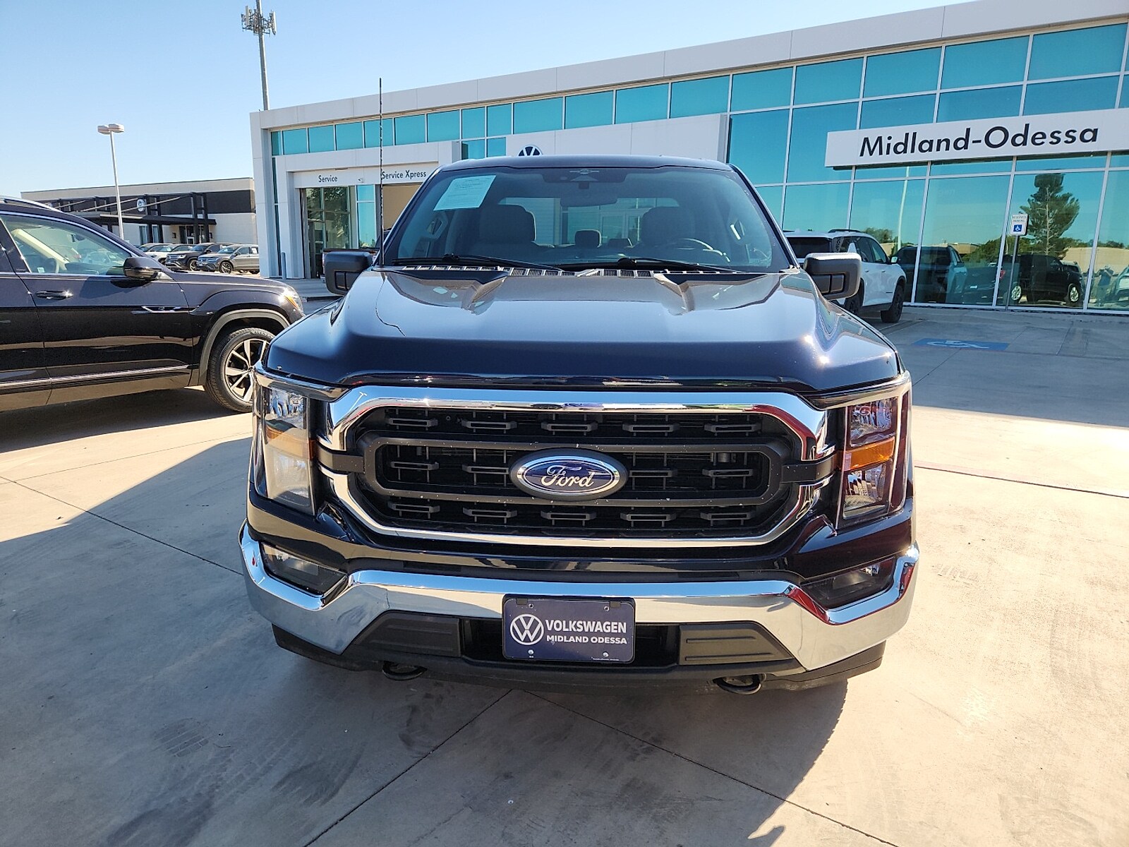 2023 Ford F-150 photo 2