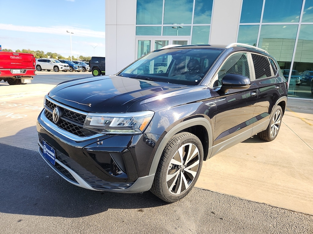 Used 2024 Volkswagen Taos 1.5T SE SUV