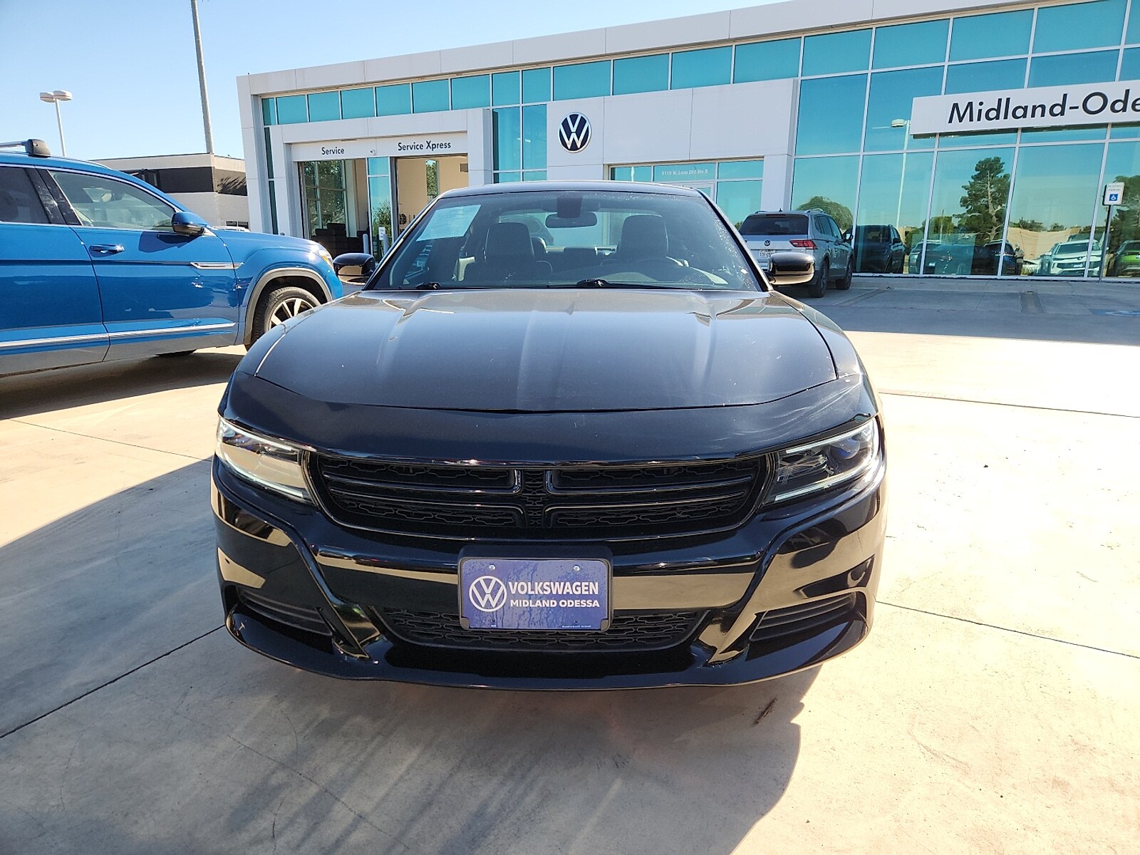 2022 Dodge Charger SXT photo 2