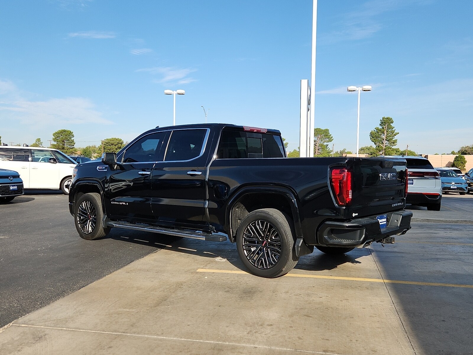 2019 Gmc Sierra 1500 Denali photo 2