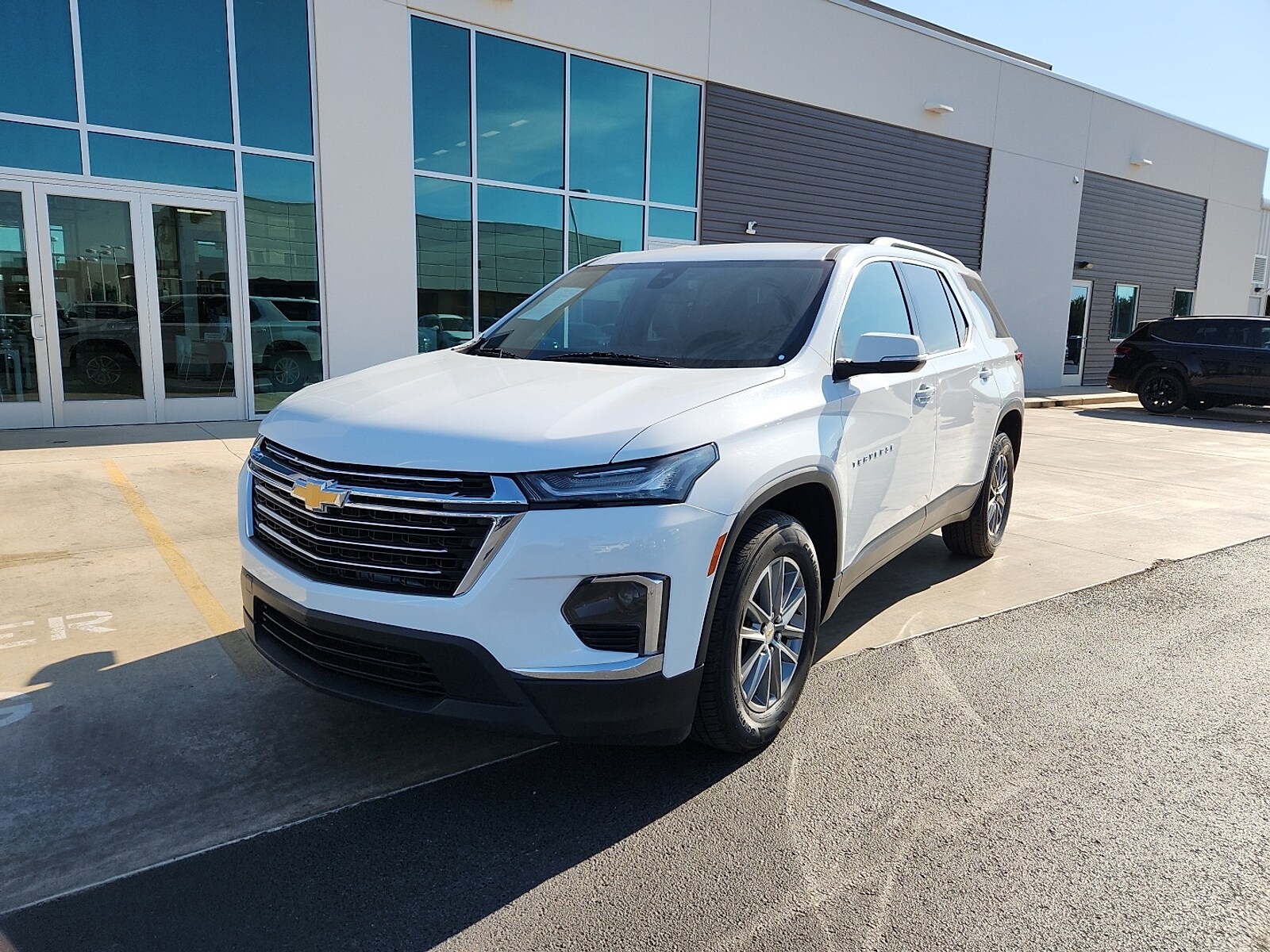 2023 Chevrolet Traverse Cloth 1LT photo 3
