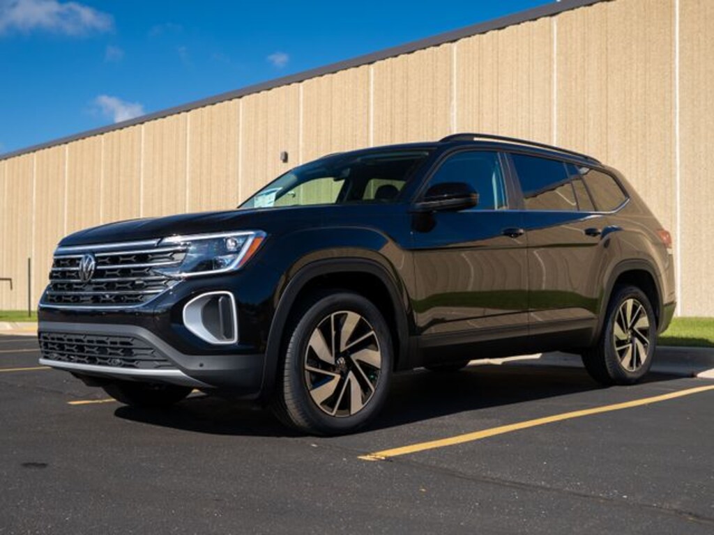 New 2026 Volkswagen Atlas 2.0T SE w/Technology SUV
