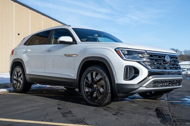 2026 Volkswagen Atlas Cross Sport SE w/Tech