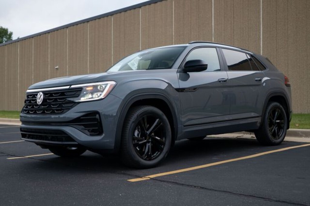 New 2026 Volkswagen Atlas Cross Sport 2.0T SEL R-Line Black SUV