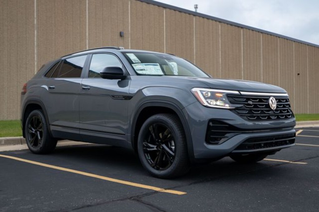 New 2026 Volkswagen Atlas Cross Sport 2.0T SEL R-Line Black SUV