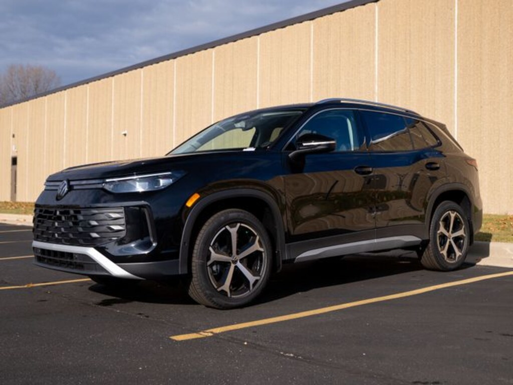 Certified 2026 Volkswagen Tiguan 2.0T SE SUV