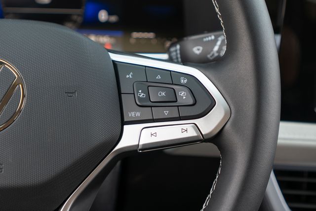 2025 Volkswagen Taos SE - Photo 27