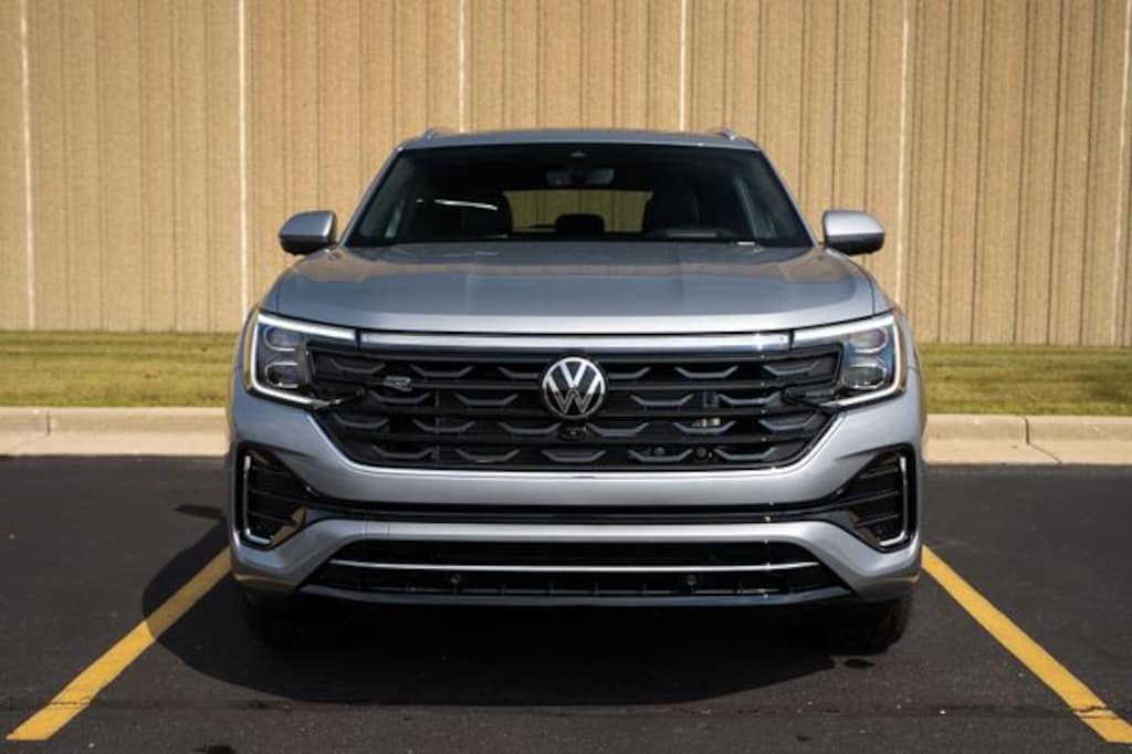 New 2026 Volkswagen Atlas Cross Sport 2.0T SEL Premium R-Line SUV