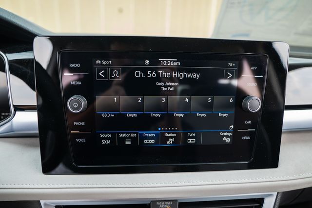 2025 Volkswagen Taos SE - Photo 23
