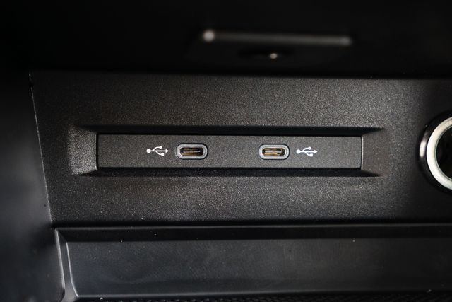 2025 Volkswagen Taos SE - Photo 19