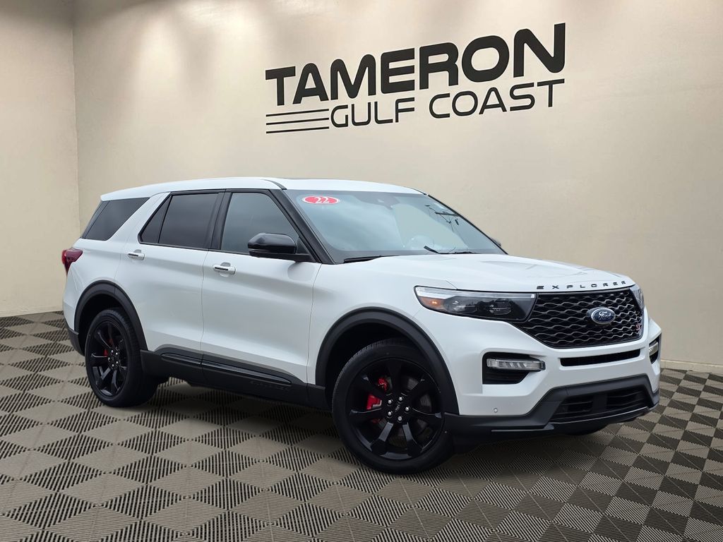 2022 Ford Explorer ST 4WD's photo