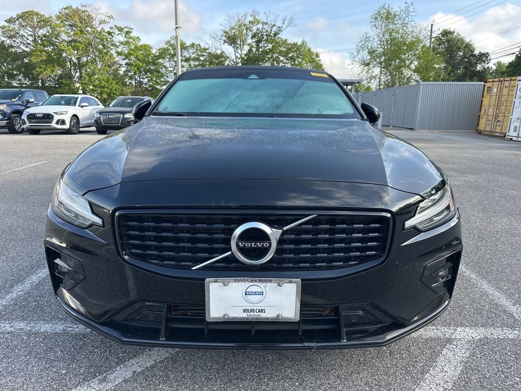 Used 2021 Volvo S60 T5 R-Design Sedan