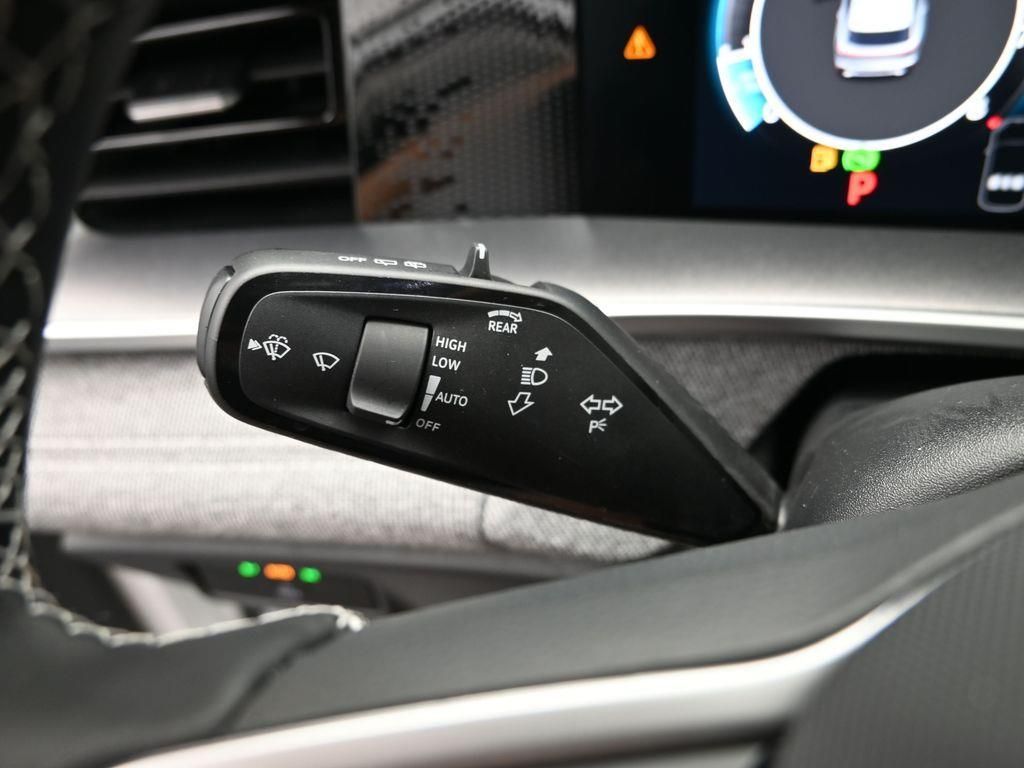 2025 Volkswagen Tiguan S - Photo 20