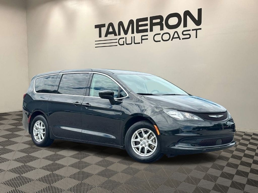 2023 Chrysler Voyager Van Passenger Van 