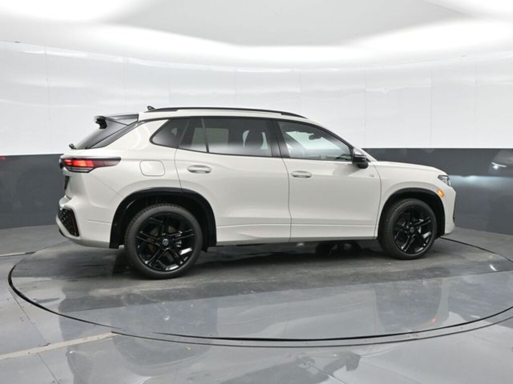 New 2026 Volkswagen Tiguan 2.0T SE R-Line Black SUV