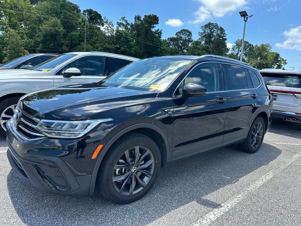 Used 2022 Volkswagen Tiguan 2.0T SE SUV