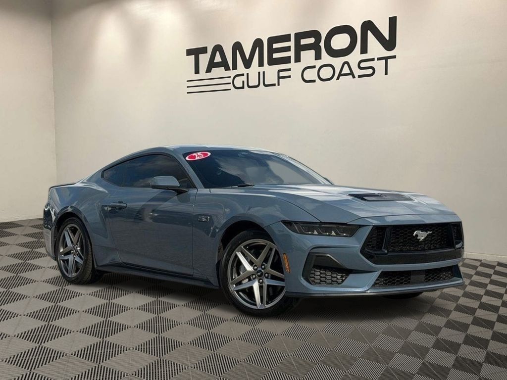 2025 Ford Mustang