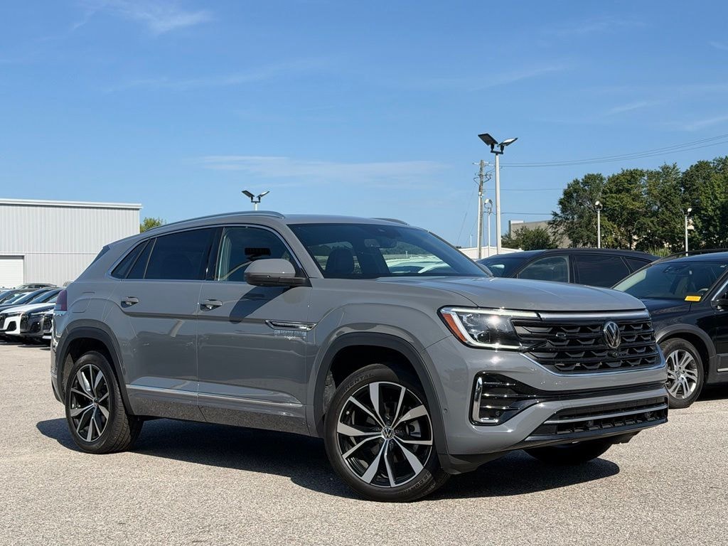 Used 2025 Volkswagen Atlas Cross Sport 2.0T SEL Premium R-Line SUV