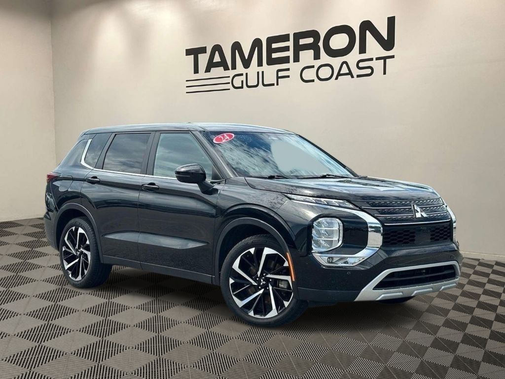 Used 2024 Mitsubishi Outlander SE SUV