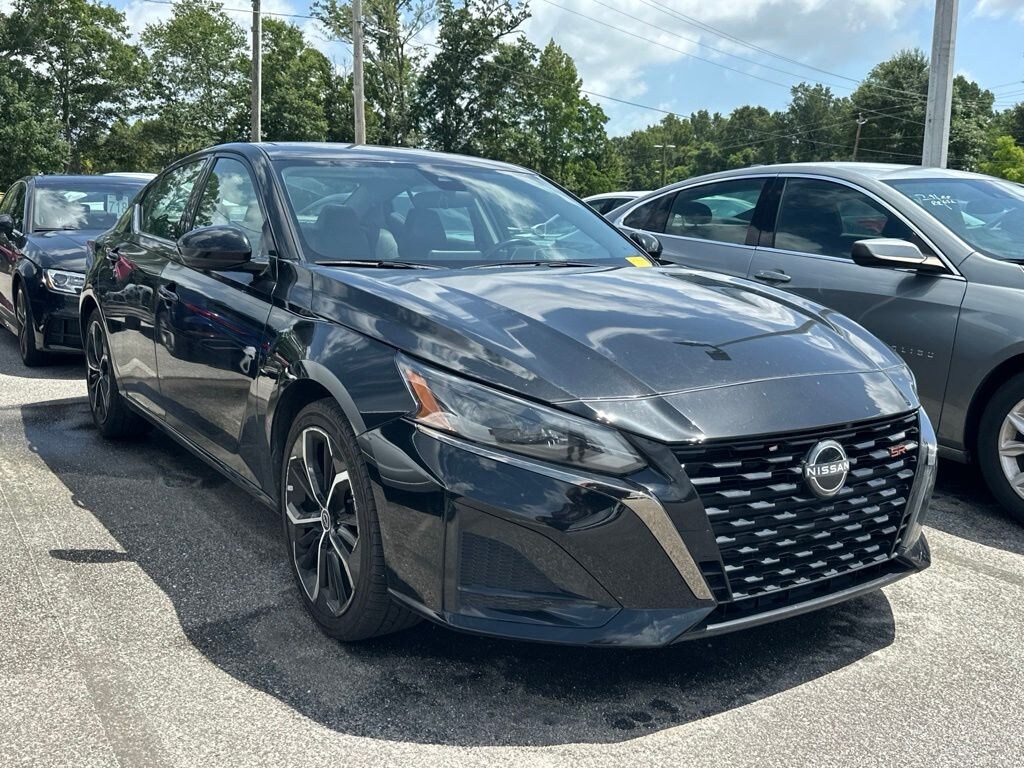 Used 2024 Nissan Altima 2.5 SR Sedan