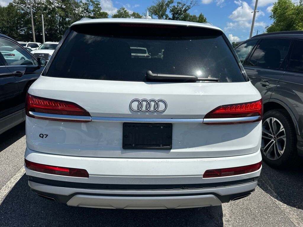Used 2025 Audi Q7 55 Premium SUV