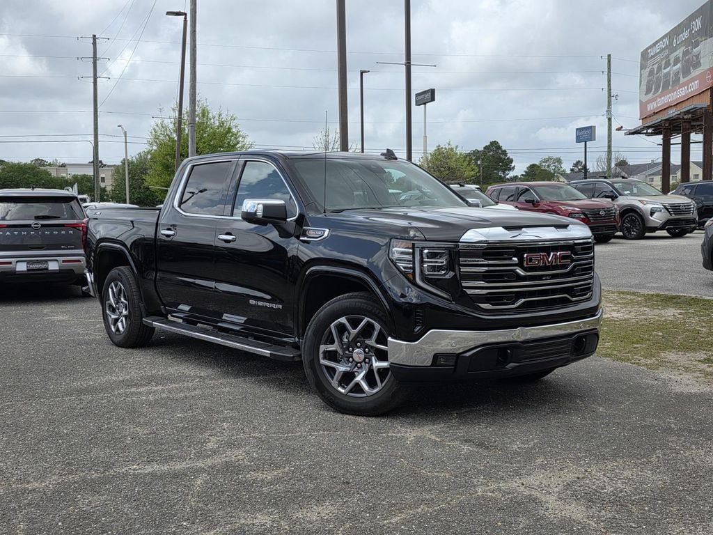 Used 2022 GMC Sierra 1500 SLT Truck Crew Cab