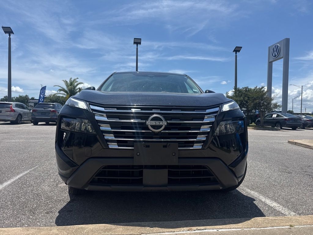 Used 2024 Nissan Rogue SV SUV