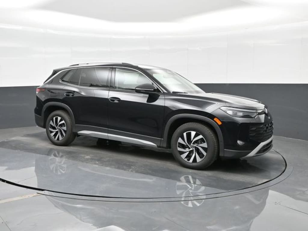 New 2026 Volkswagen Tiguan 2.0T S SUV