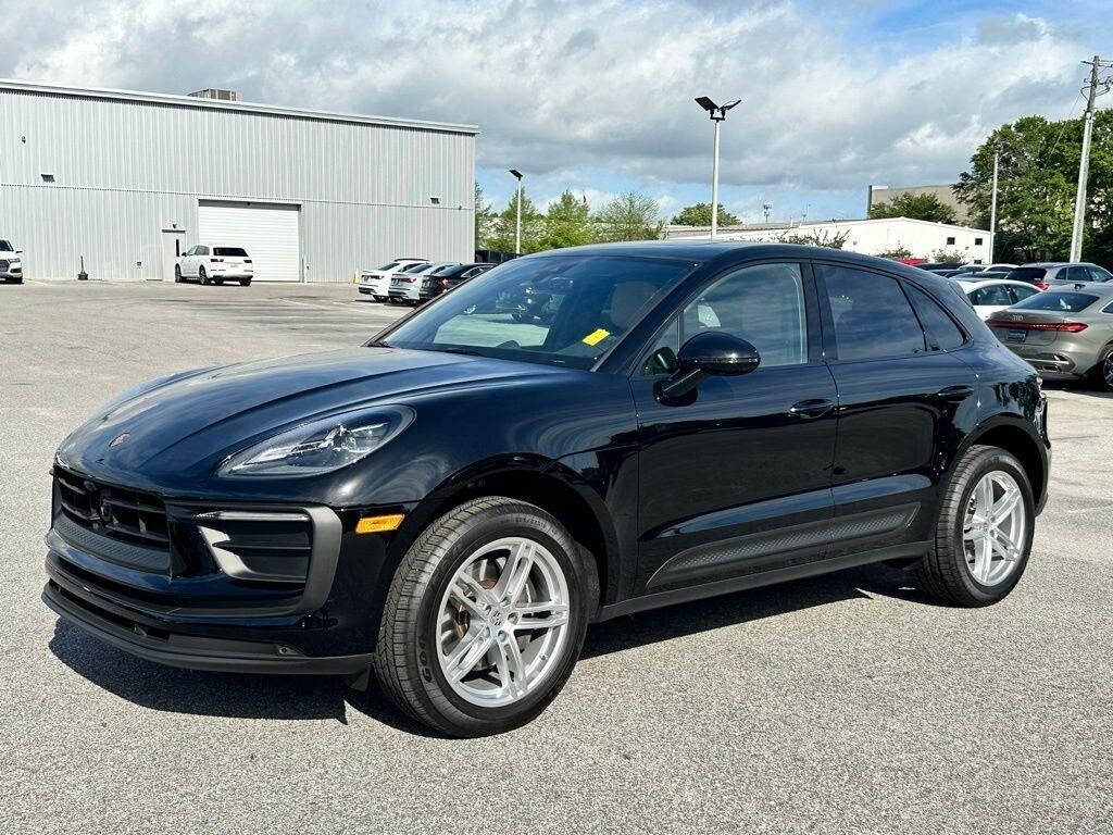Used 2025 Porsche Macan SUV