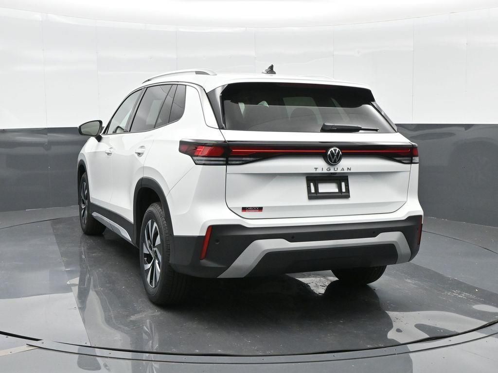 2025 Volkswagen Tiguan S - Photo 8