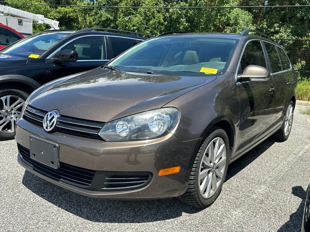Used 2013 Volkswagen Jetta SportWagen 2.0L TDI w/Sunroof/Navigation Wagon