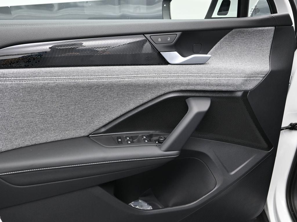 2025 Volkswagen Tiguan S - Photo 10
