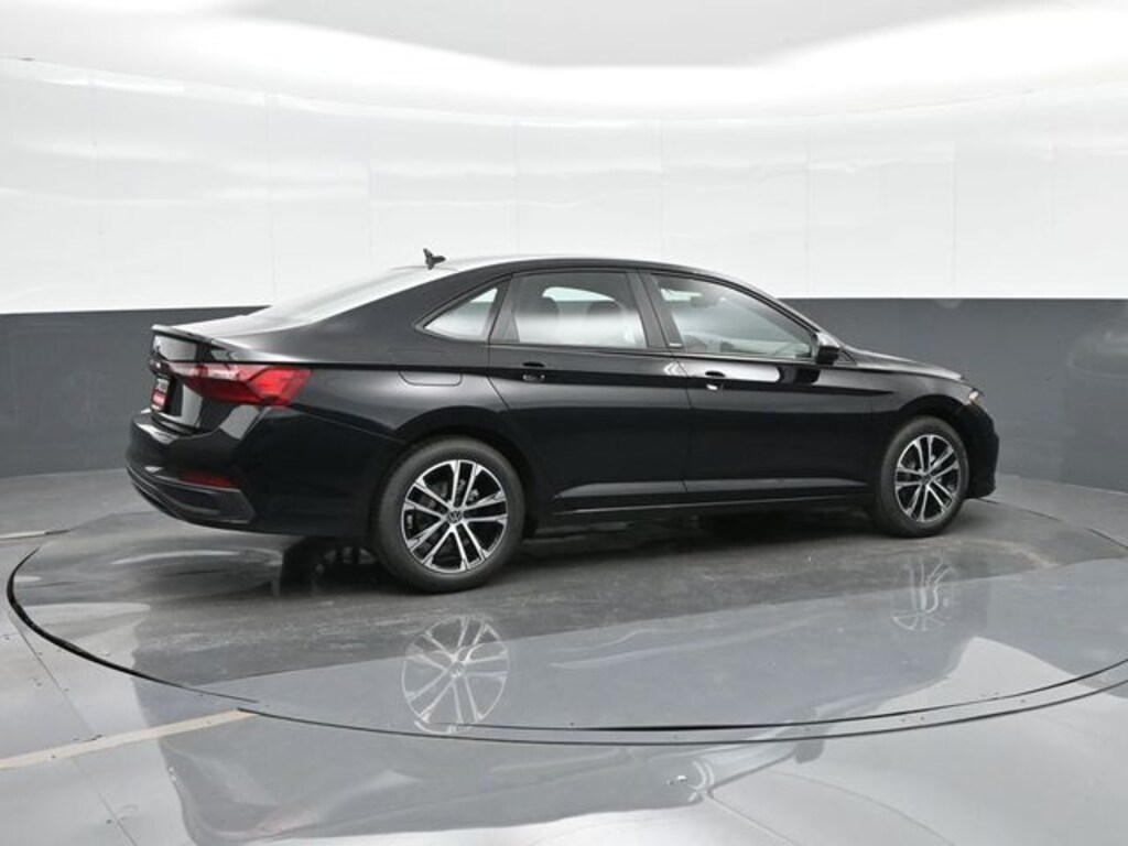 New 2026 Volkswagen Jetta 1.5T Sport Sedan