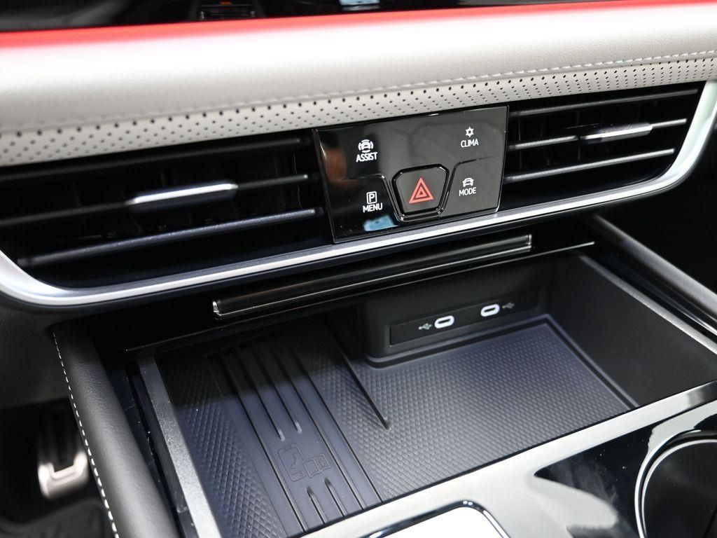 2025 Volkswagen Atlas Cross Sport SEL Premium R-LINE - Photo 16