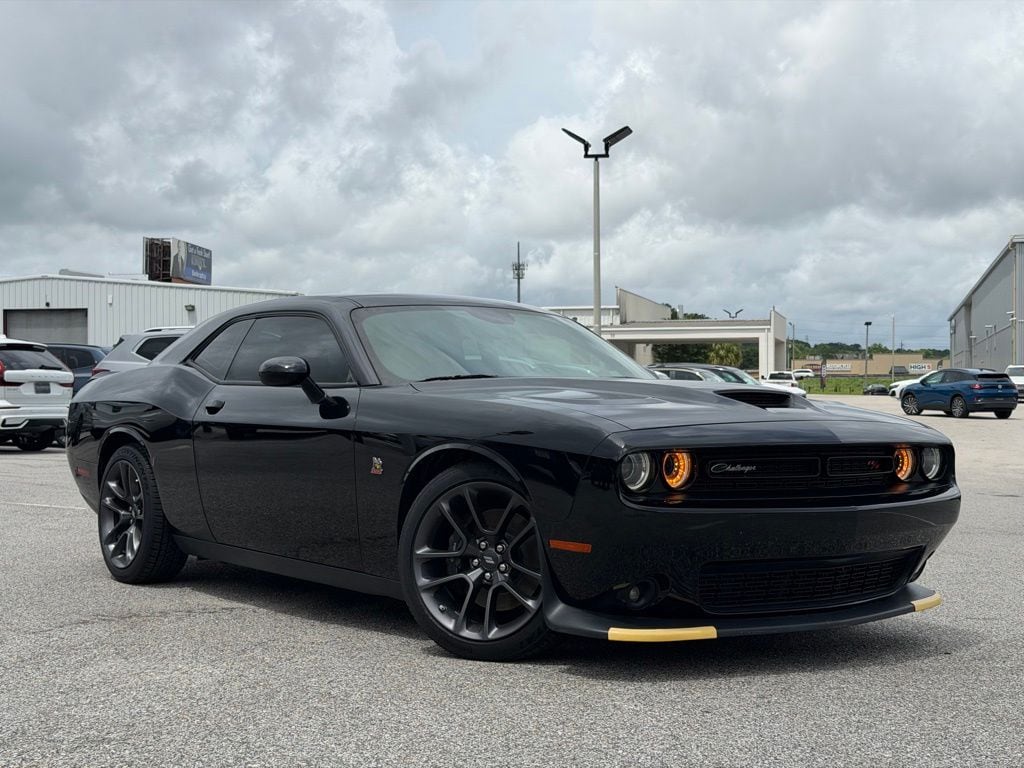 2023 Dodge Challenger R/T Scat Pack's photo