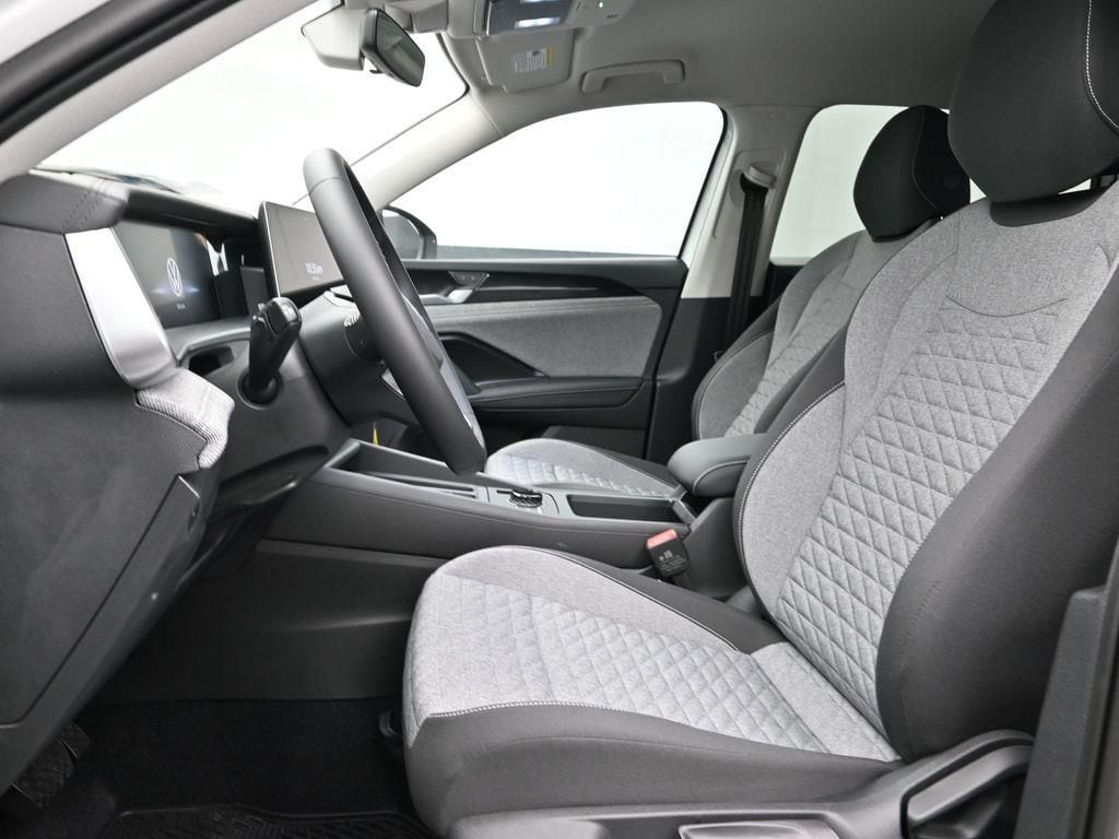 2025 Volkswagen Tiguan S - Photo 7