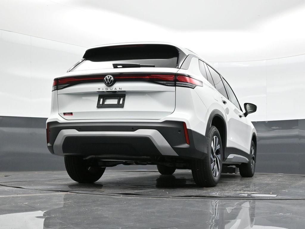 2025 Volkswagen Tiguan S - Photo 29