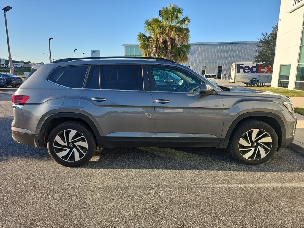 2025 Volkswagen Atlas SE w/Tech