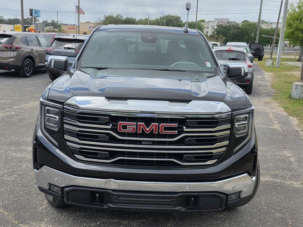 Used 2022 GMC Sierra 1500 SLT Truck Crew Cab