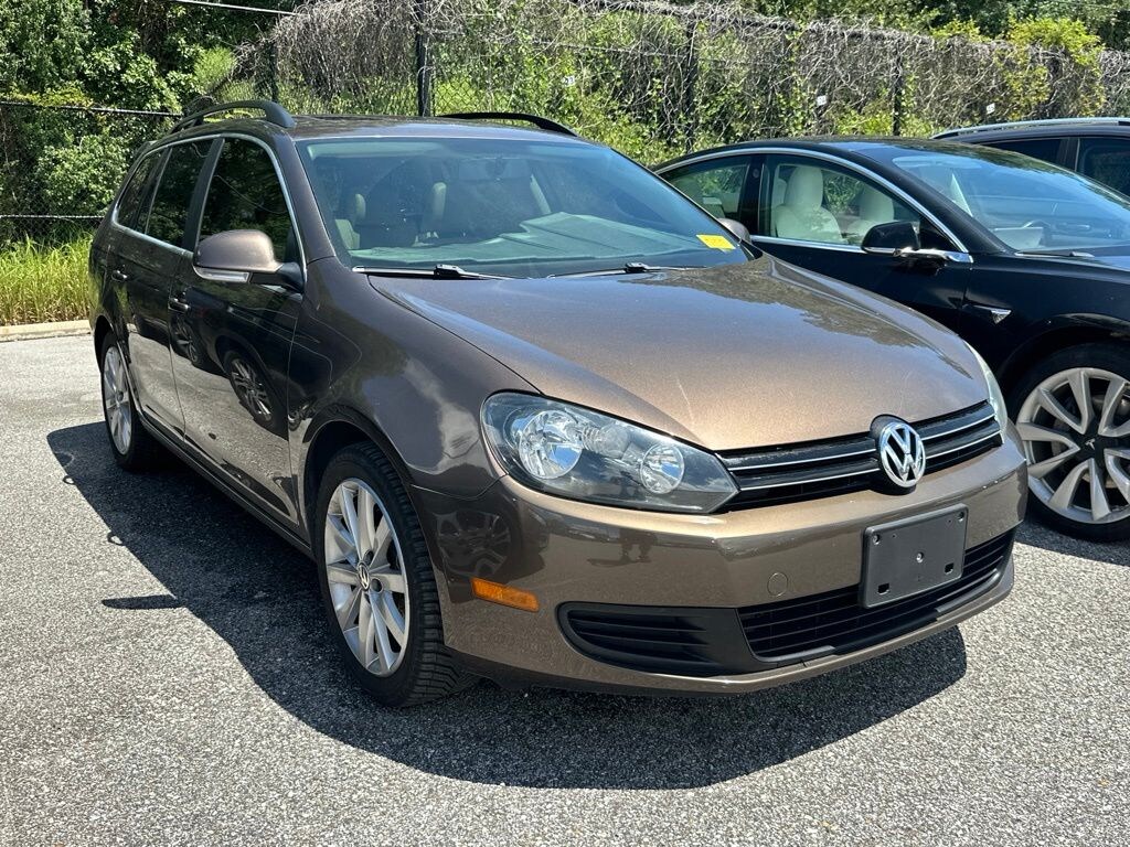Used 2013 Volkswagen Jetta SportWagen 2.0L TDI w/Sunroof/Navigation Wagon