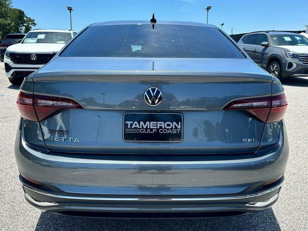 Used 2024 Volkswagen Jetta 1.5T SEL Sedan